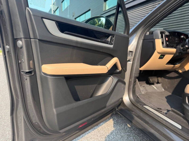 2026 Porsche Cayenne