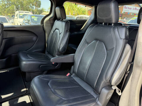 2020 Chrysler Pacifica Launch Edition