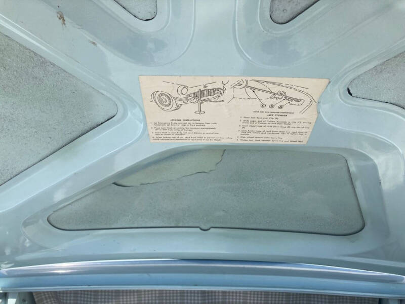 1957 Ford Thunderbird