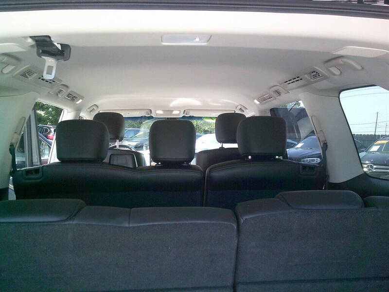 2017 Nissan Armada SL