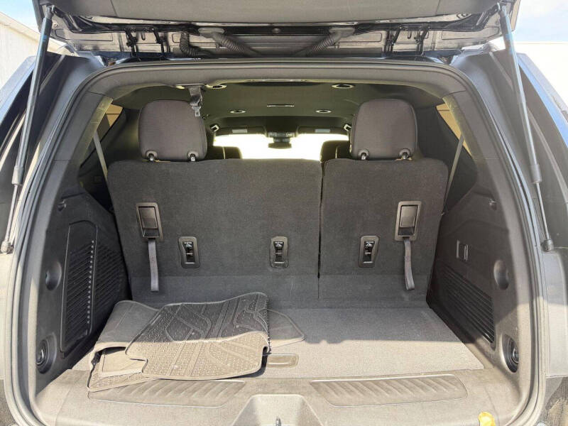 2023 Chevrolet Tahoe LS