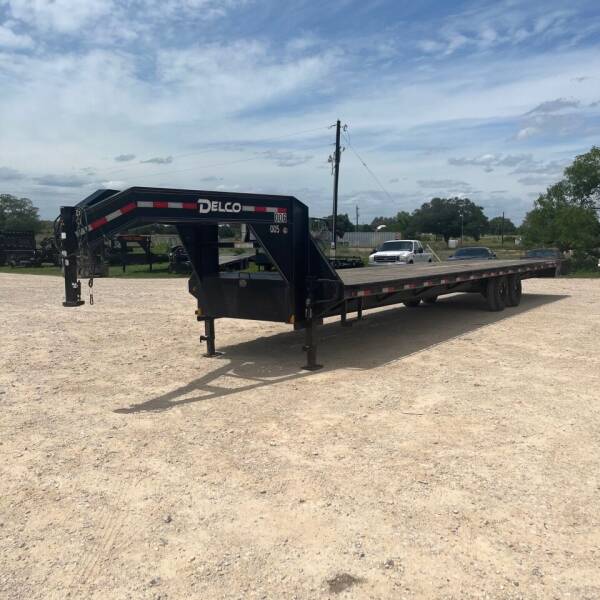 2021 DELCO GH12-34SL for sale at The Trailer Lot in Hallettsville TX