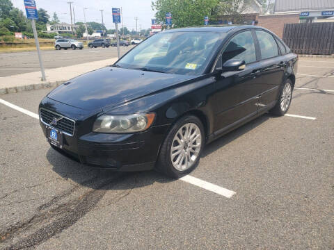 2006 Volvo S40 for sale at B&B Auto LLC in Union NJ