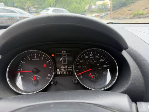 2012 Nissan Rogue SV w/SL Package