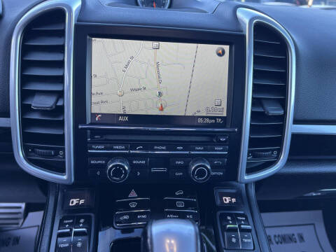 2016 Porsche Cayenne S