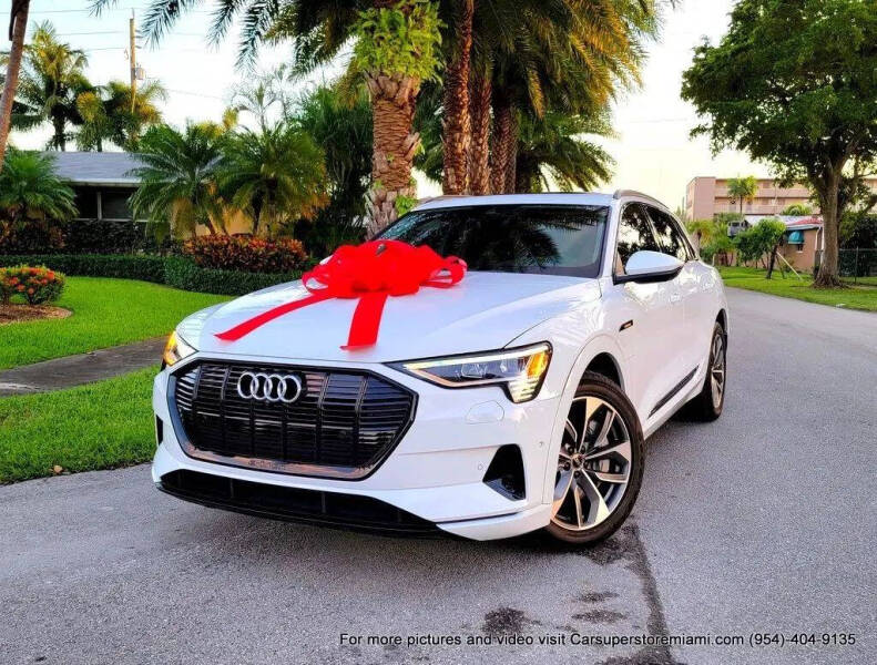 2021 Audi e-tron quattro Premium Plus