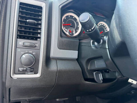 2019 RAM 1500 Classic Tradesman