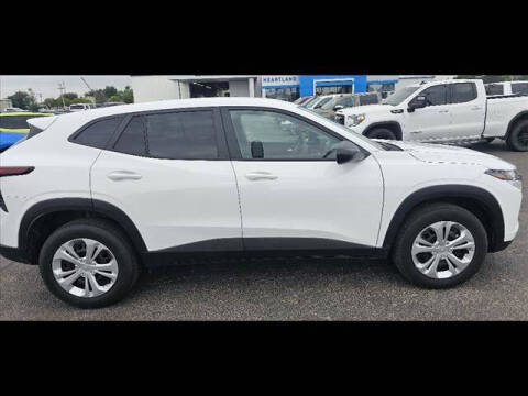 2025 Chevrolet Trax LS