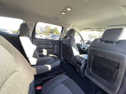 2017 Chevrolet Traverse LT