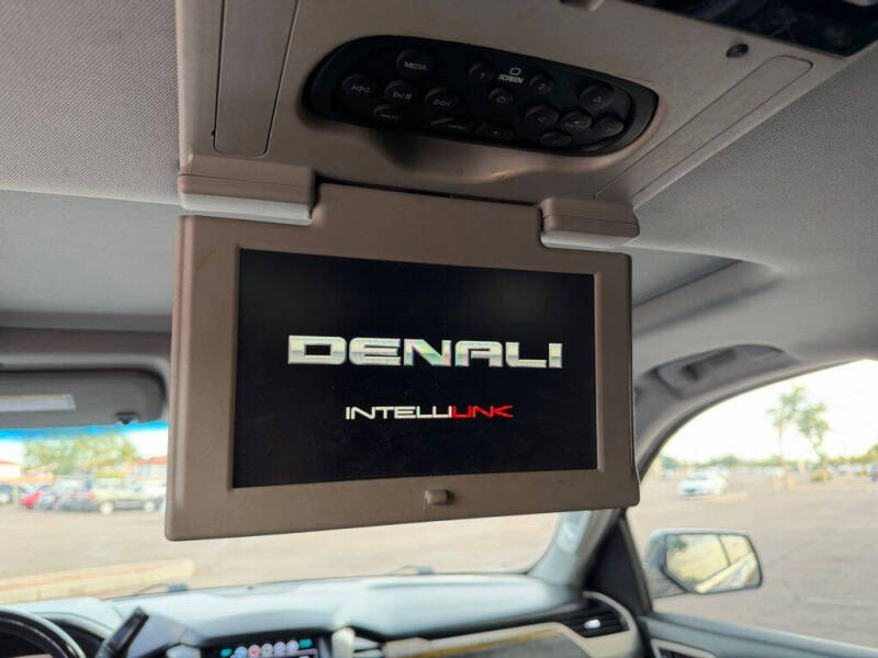 2017 GMC Yukon Denali