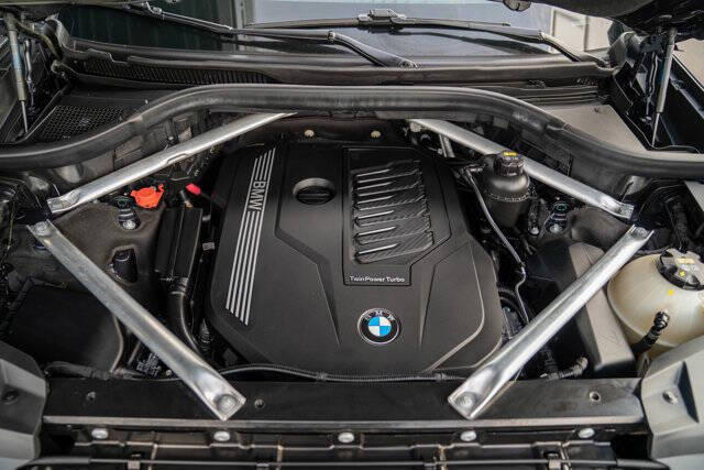 2019 BMW X7 44