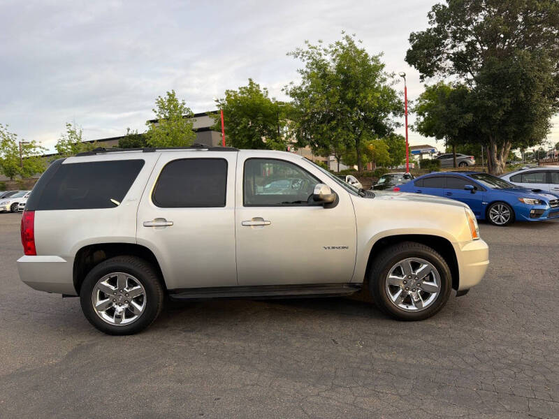 2011 GMC Yukon SLT