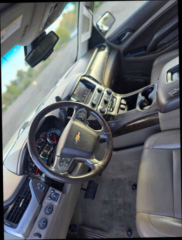 2015 Chevrolet Suburban LT