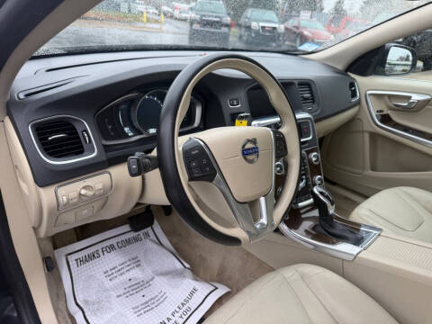 2015 Volvo V60 T5 Drive-E Premier