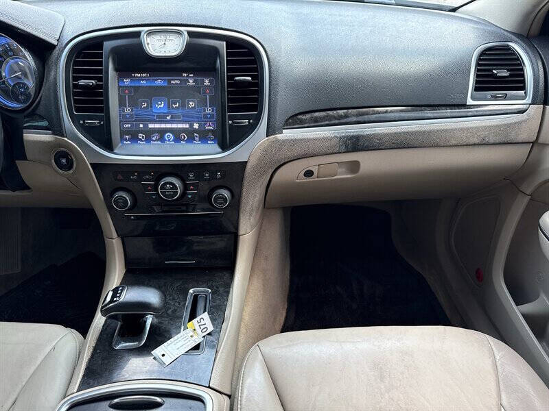 2014 Chrysler 300