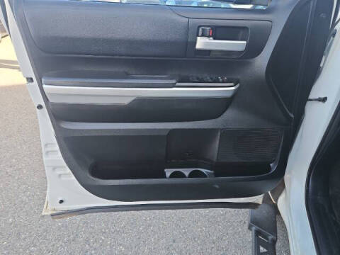 2014 Toyota Tundra SR5