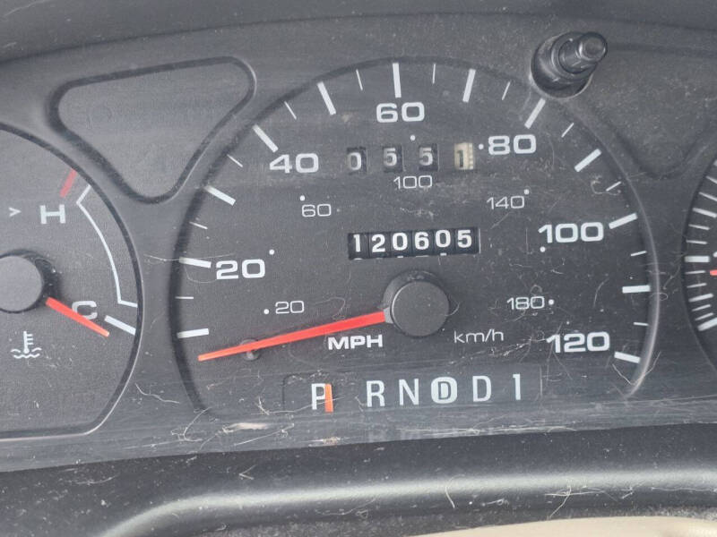 2003 Ford Taurus SES