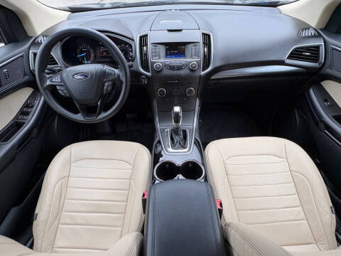 2015 Ford Edge SE