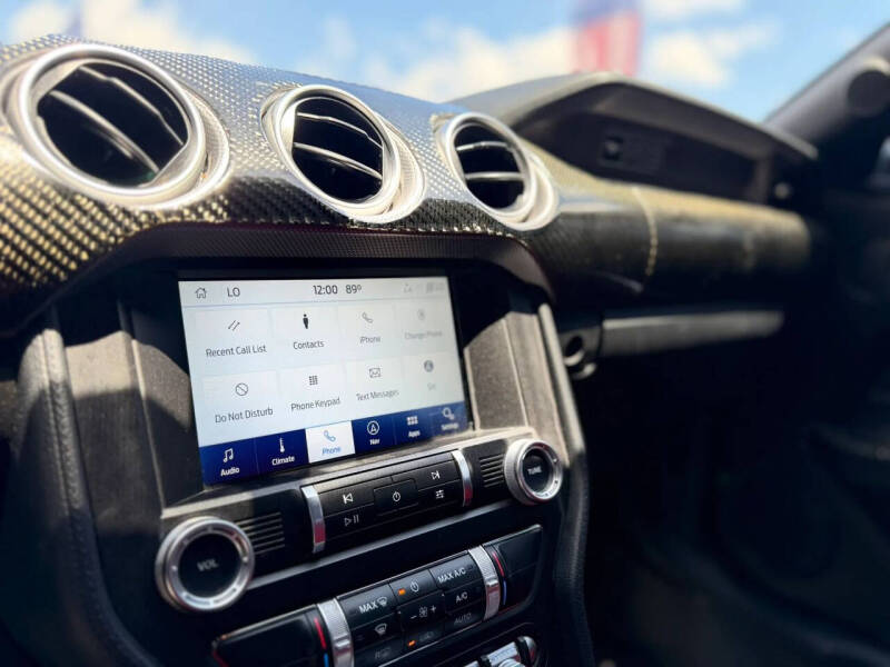 2020 Ford Mustang