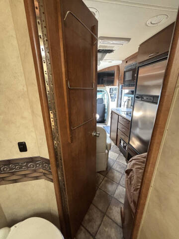 2014 Thor Motor Coach Citation 24sa