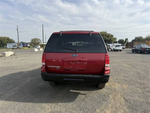 2004 Ford Expedition XLT