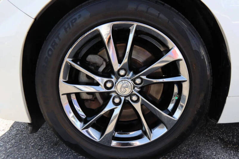 2017 Infiniti Q50 3.0T Signature Edition