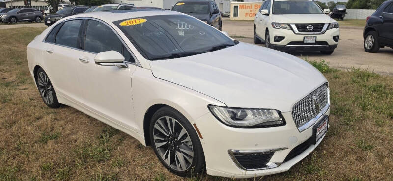 2017 Lincoln MKZ Select