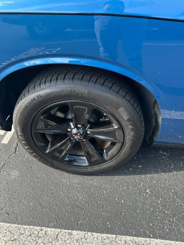 2023 Dodge Challenger SXT