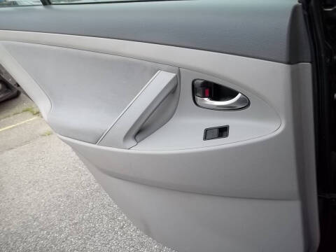 2009 Toyota Camry LE