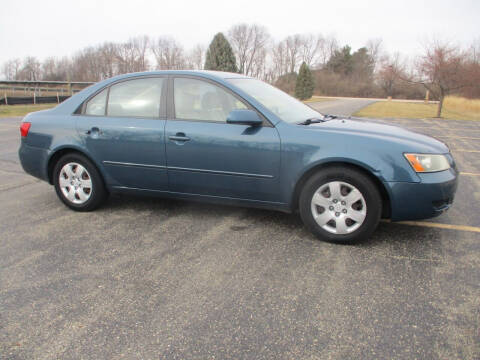 2007 Hyundai Sonata for sale at Crossroads Used Cars Inc. in Tremont IL