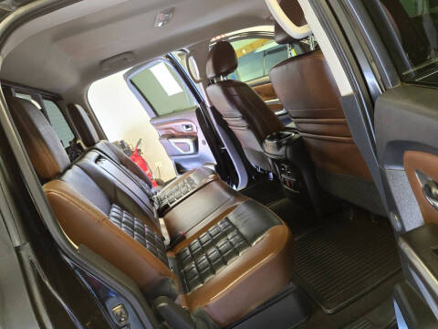 2019 Nissan Titan Platinum Reserve