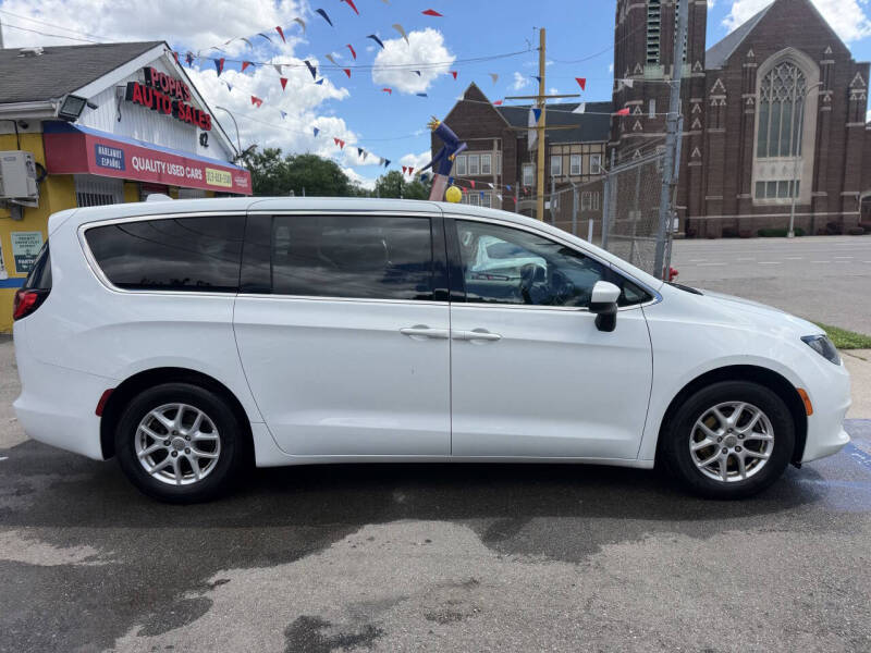 2018 Chrysler Pacifica LX