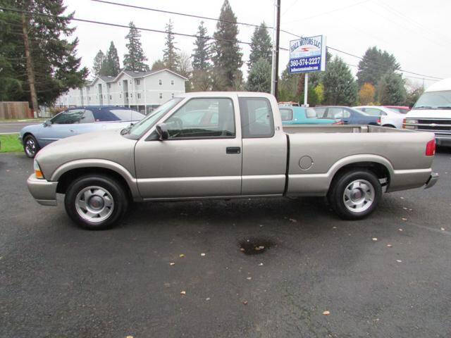 2002 GMC Sonoma SL's photo