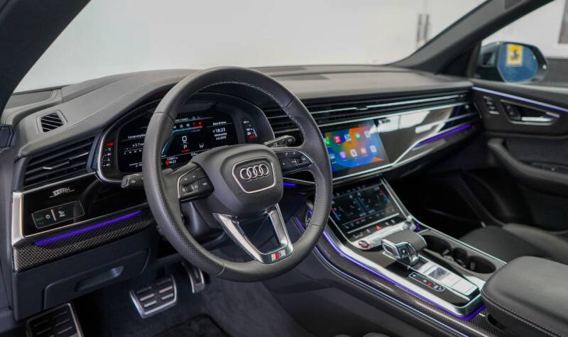 2023 Audi SQ8 4.0T quattro Premium Plus