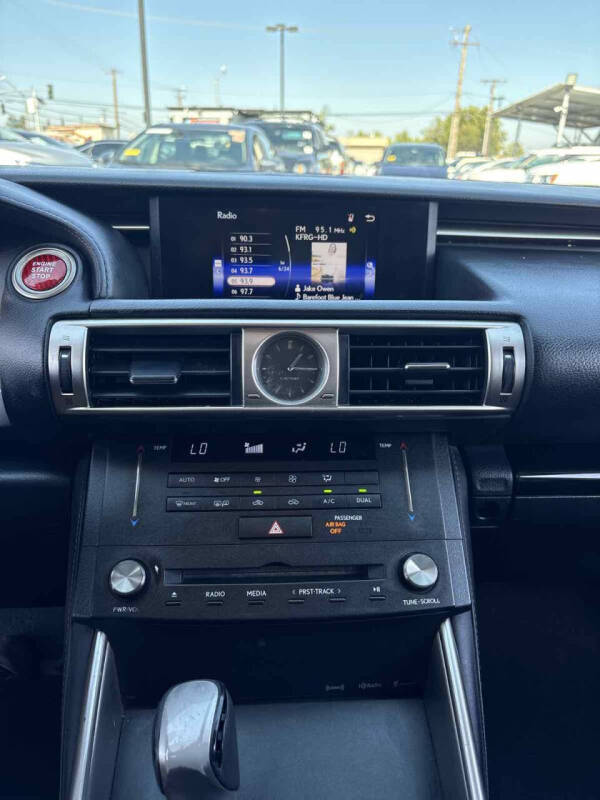 2015 Lexus IS 250