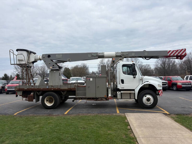 2007 Freightliner M2 106