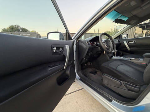 2013 Nissan Rogue SV