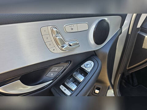 2019 Mercedes-Benz GLC GLC 300