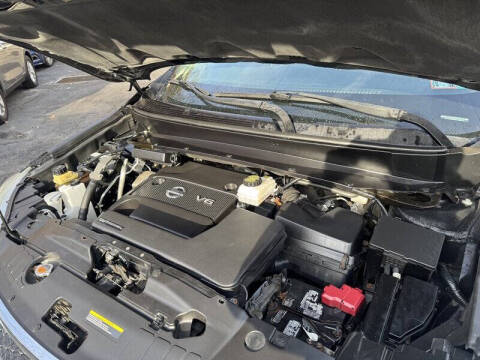 2014 Nissan Pathfinder SV