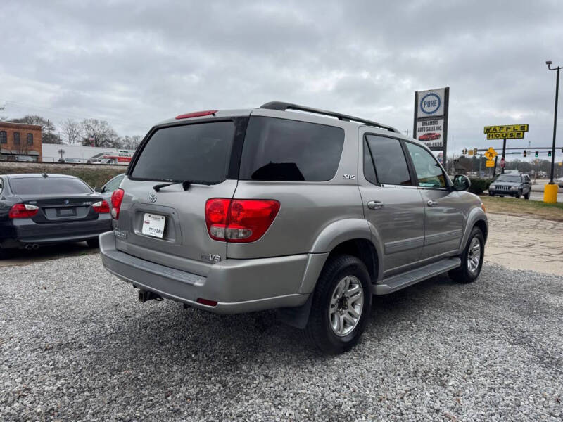 2006 Toyota Sequoia SR5