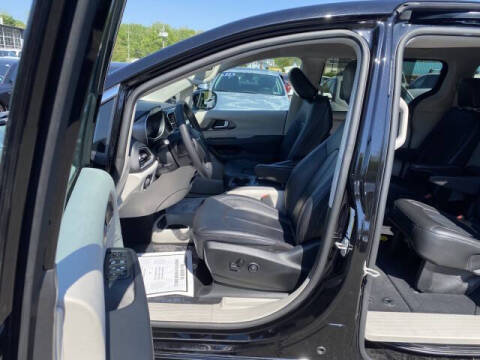 2024 Chrysler Pacifica Touring L