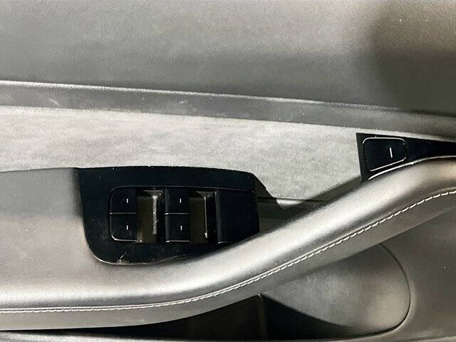 2020 Tesla Model 3 Standard Range