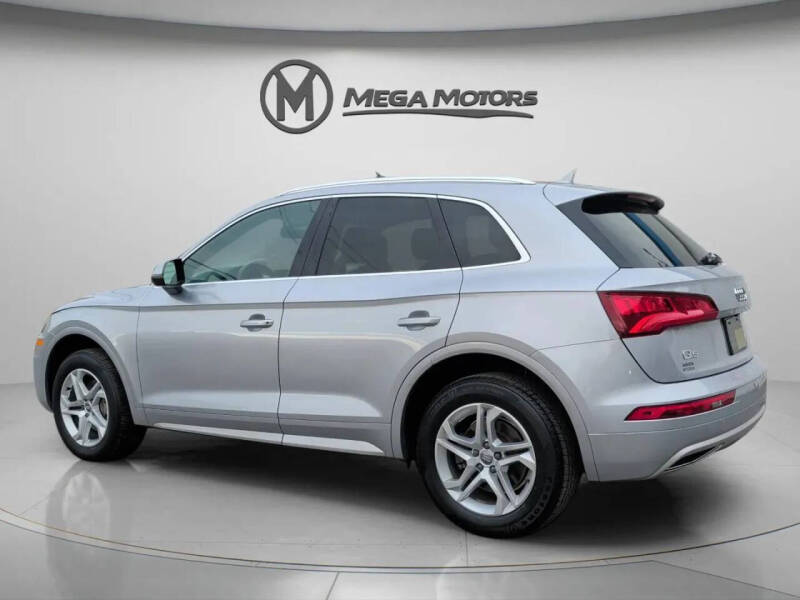 2019 Audi Q5 quattro Premium 45 TFSI