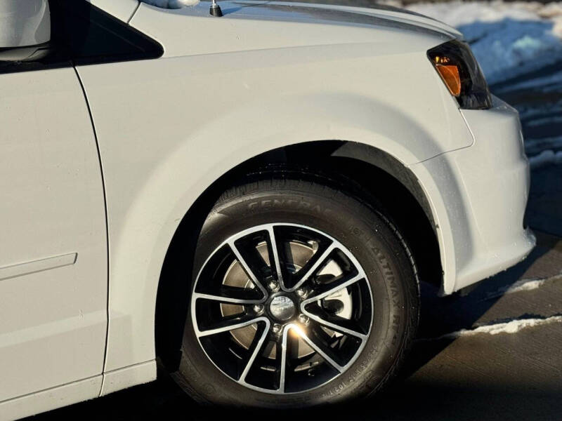 2017 Dodge Grand Caravan SE