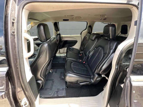 2018 Chrysler Pacifica Touring L