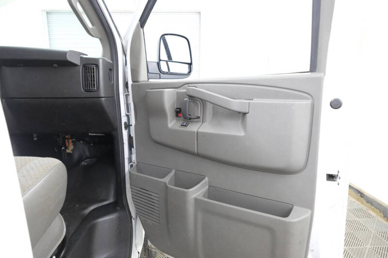 2021 Chevrolet Express 2500
