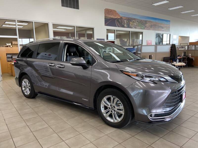 2021 Toyota Sienna for sale at DAN PORTER MOTORS in Dickinson ND