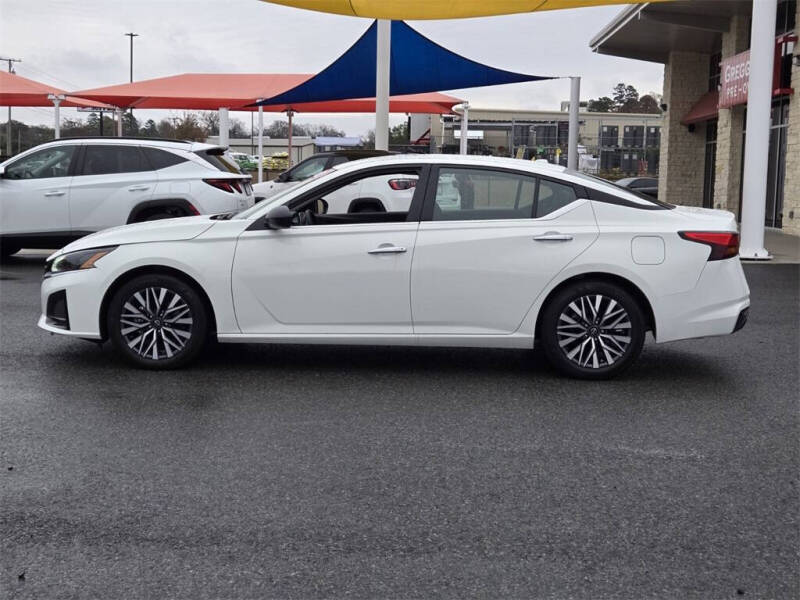 2025 Nissan Altima 2.5 SV