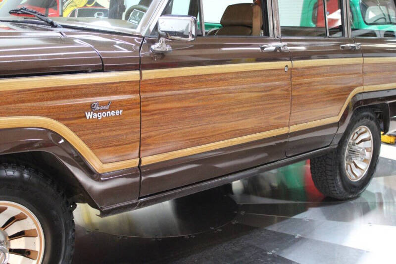 1986 Jeep Grand Wagoneer