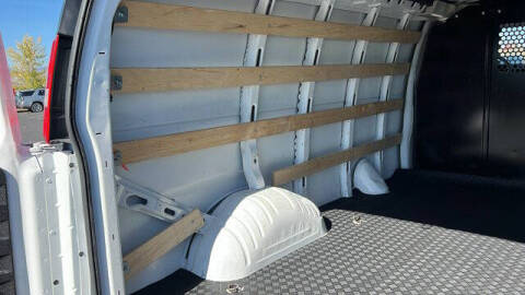 2023 Chevrolet Express 2500